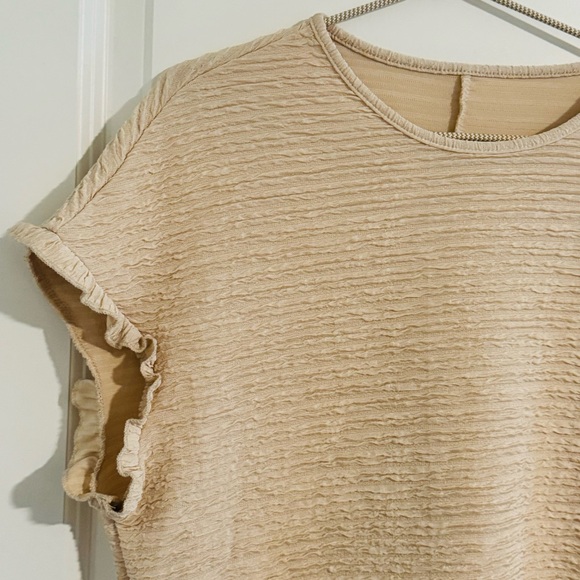 Cream Ruffle Sleeve Top - Picture 2 of 4